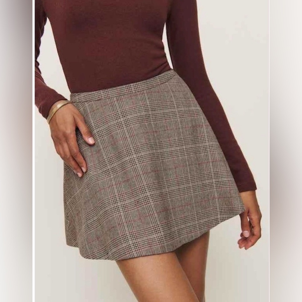 REFORMATION…Hanna skirt…Rae check…size 6…EUC